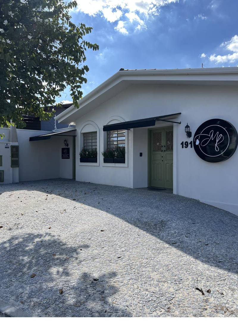 Fachada da clínica de harmonização facial da Dra. Maria Fernanda Ramirez, Limeira-SP